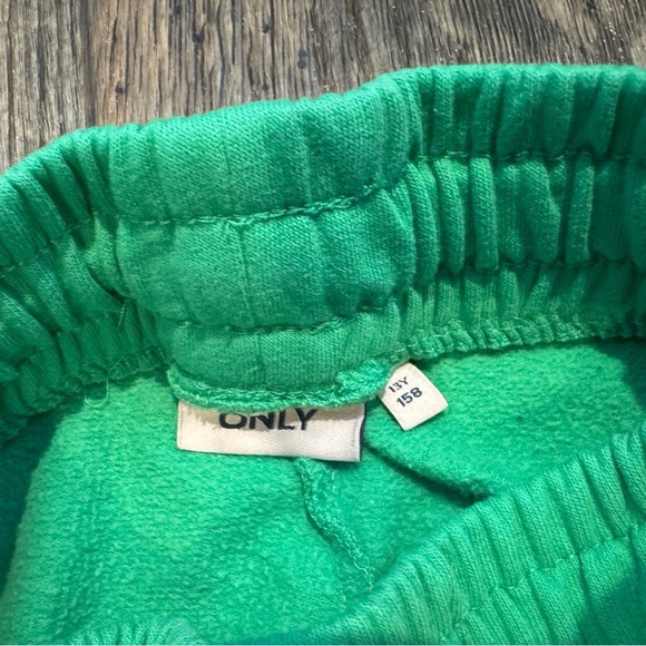 ONLY Kids Green Unisex Jogger Pants Size 13 years - Picture 4 of 6